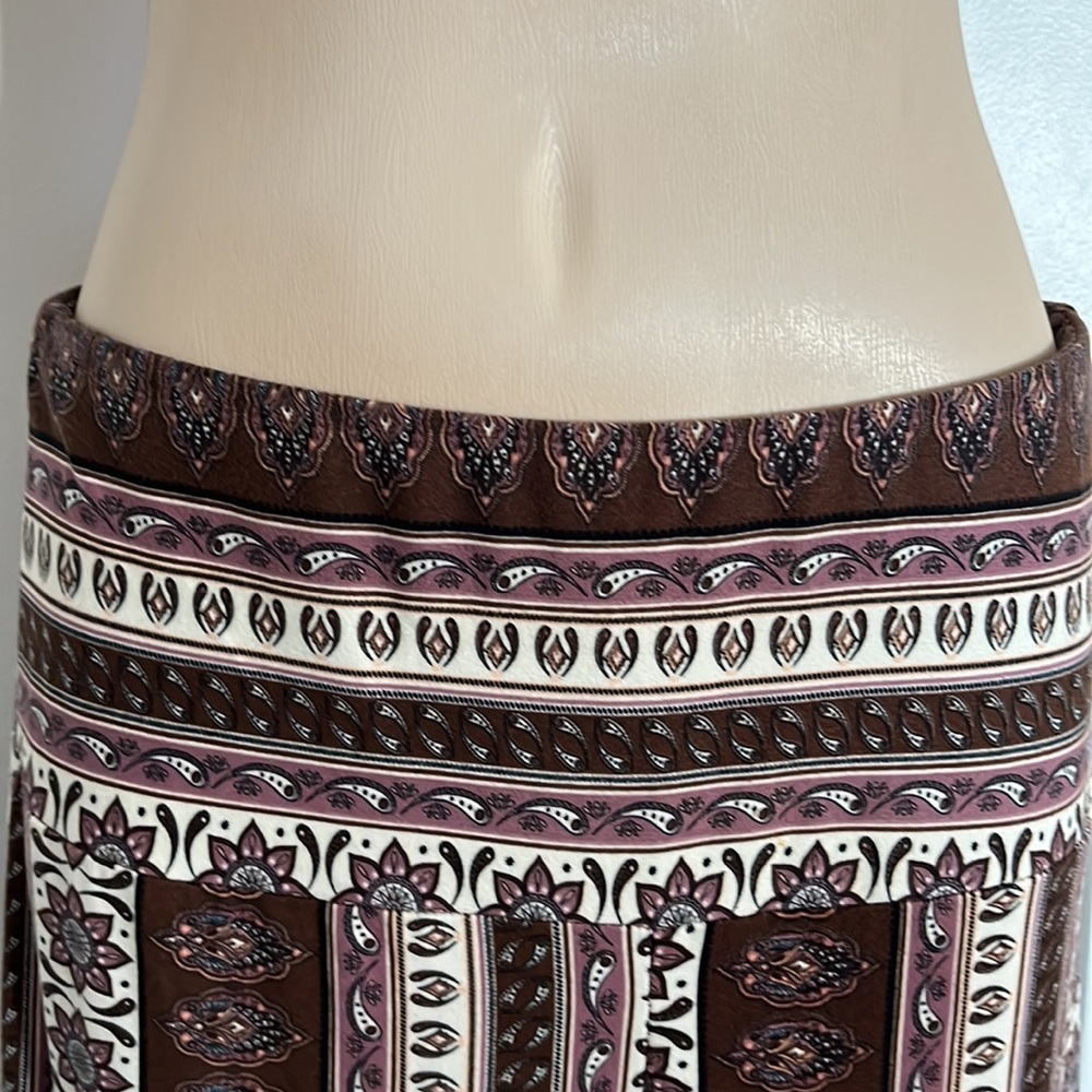 Shosho leggings W Lg Bellbottom poly/ spandex BRAND NEW-never worn really pretty